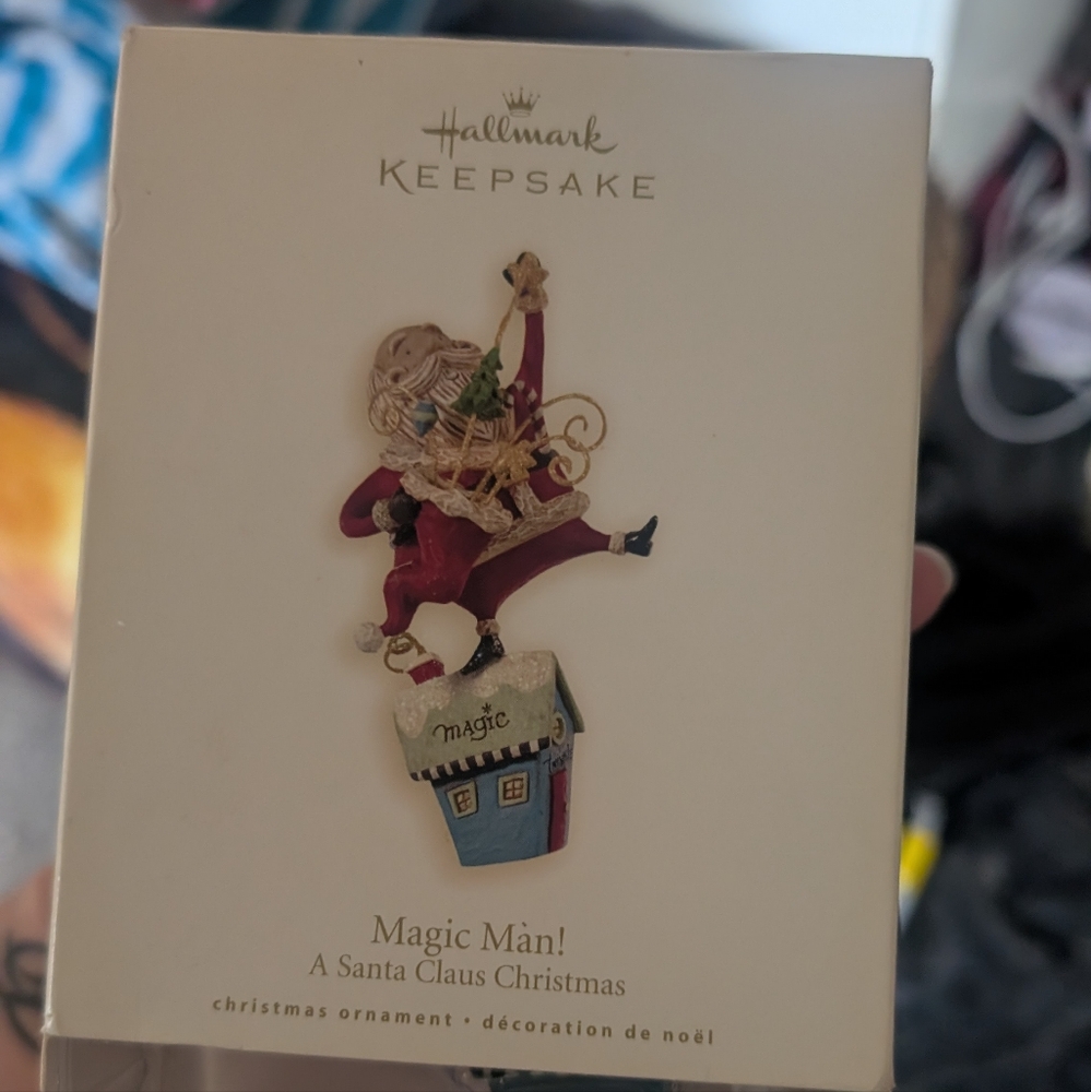 Hallmark keepsake magic Man Santa Claus ornament